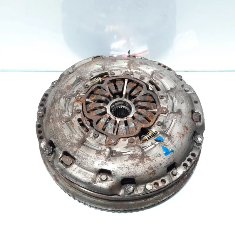 Vezi acum Volanta masa simpla si placa presiune, Toyota Auris (E18) 2.0 diesel, 1AD-FTV (idi:443778)