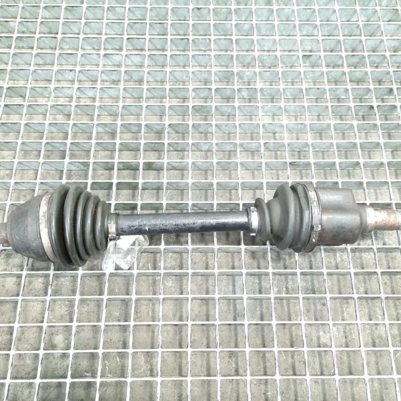 Planetara stanga fata, Ford Focus 2 (DA) 1.6 tdci, G8DB, 5 vit man (idi:467209) Reducere de preț