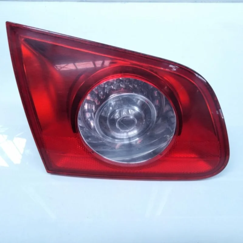 Stop dreapta haion, cod 3C9945094A, Vw Passat Variant (3C5) (id:361435) Doar azi