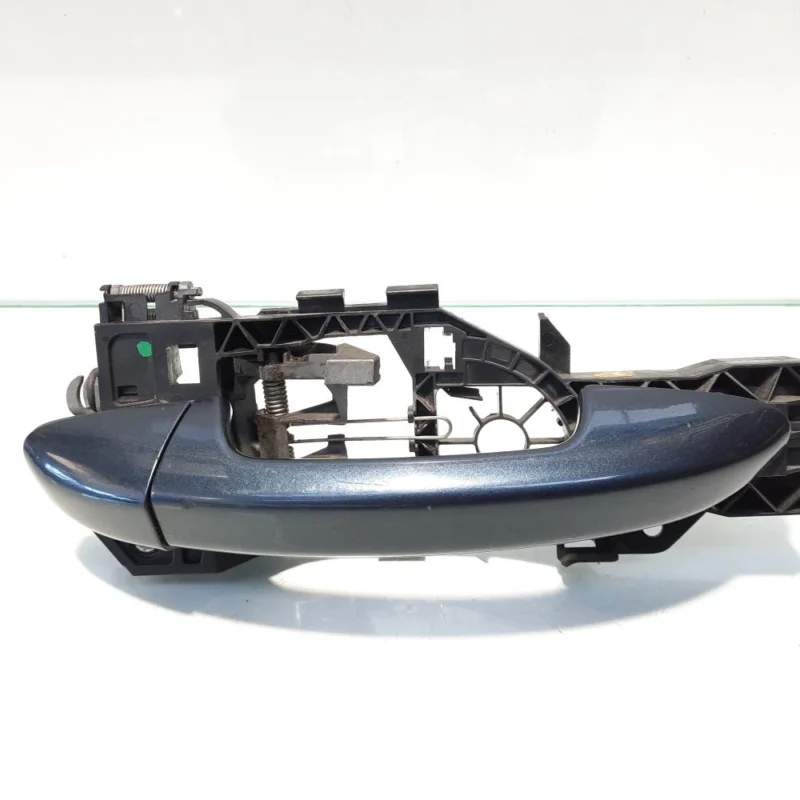 Preferatul clienților Maner dreapta fata, cod 3C0837886F, VW Passat Variant (3C5) (idi:462142)