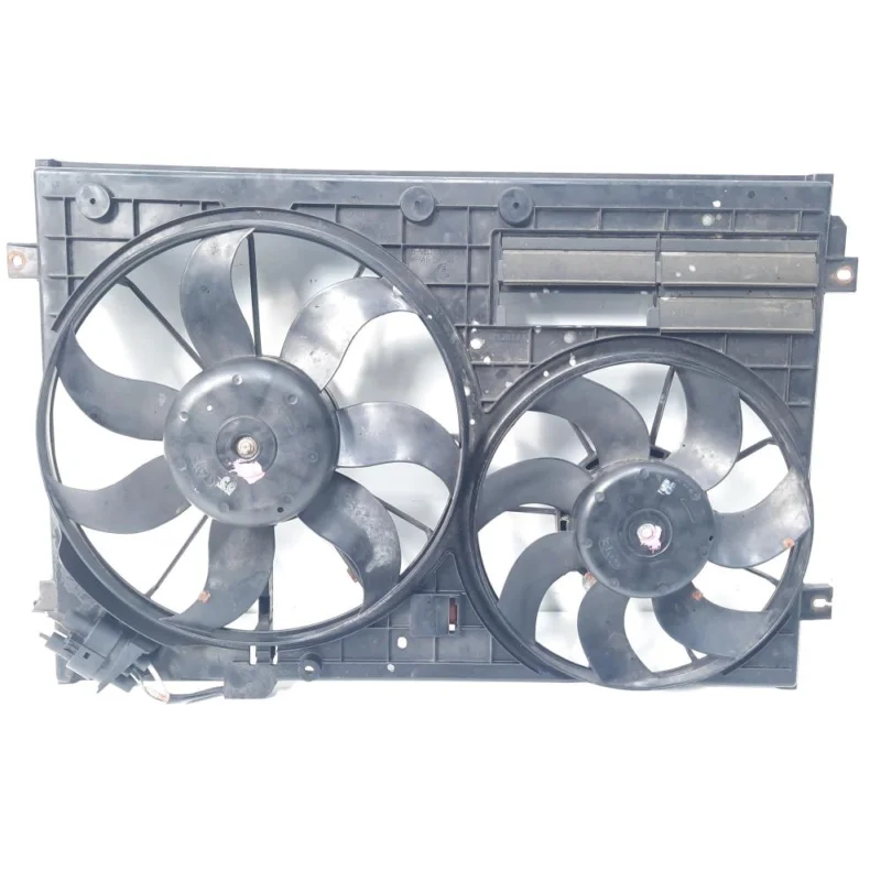 Grup electroventilatoare, cod 1K0121207AA, VW Passat Variant (3C5) 2.0 TDI, BMP (idi:465345) Chilipir
