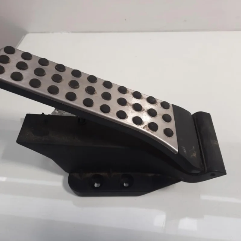 Pedala acceleratie, cod A2043000204, Mercedes Clasa E (W212) 2.2 CDI, OM651924 (id:458628) Promoție