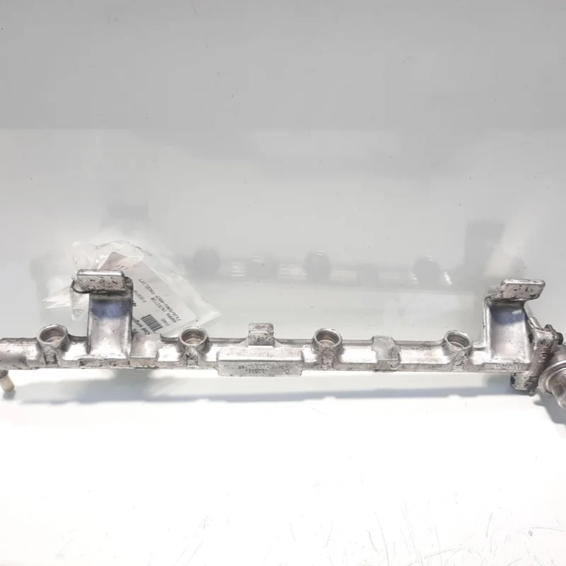 Rampa injectoare, cod 2N1U-9D280-BB, Ford Fiesta 5, 1.4b, FXJA (id:460699) Ofertă