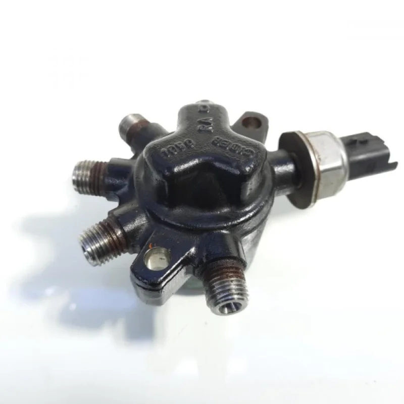 Premium Rampa injectoare, cod 8200057232, Renault Megane 2, 1.5 dci, K9K722 (id:392027)