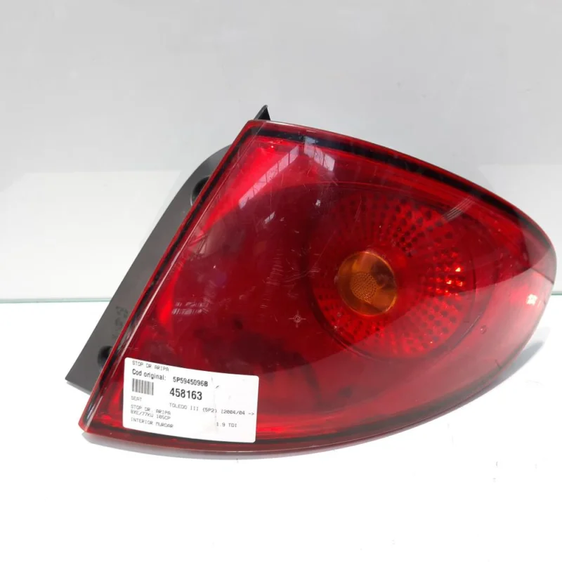 Stop dreapta aripa, cod 5P5945096B, Seat Toledo 3 (5P2) (id:458163) Preferatul clienților
