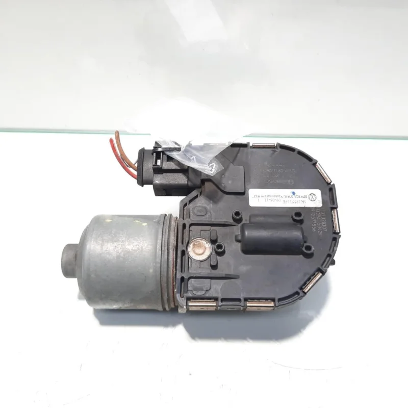 Motoras stergatoare fata, cod 1K1955119E, Vw Scirocco (137) Ofertă