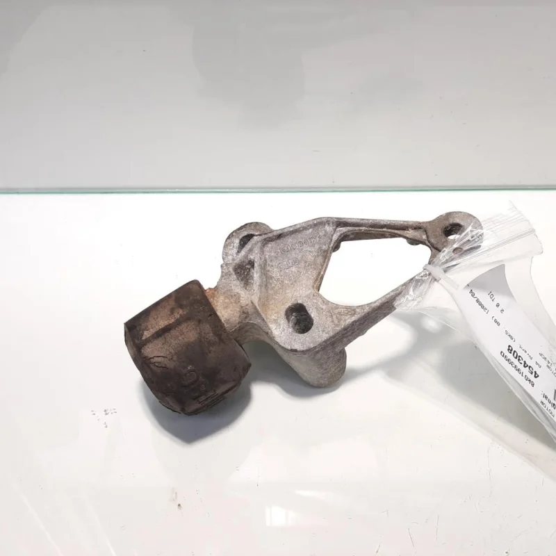 Super ofertă Tampon motor, cod 8K0199399D, Audi A4 Avant (8K5, B8), 2.0 TDI, CAG