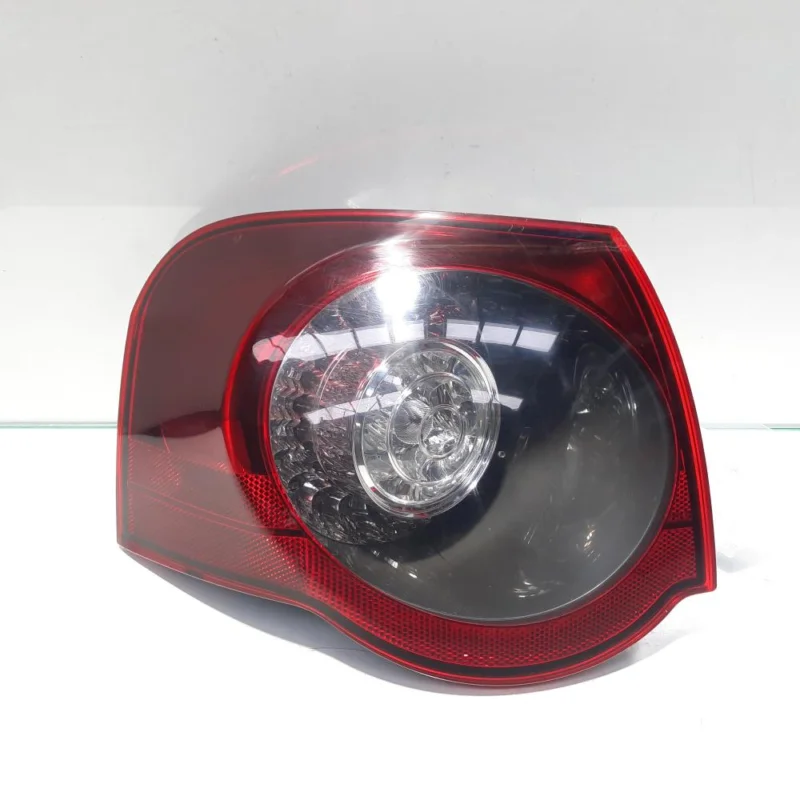 Stop stanga aripa, Vw Passat Variant (3C5) (id:457077) Chilipir