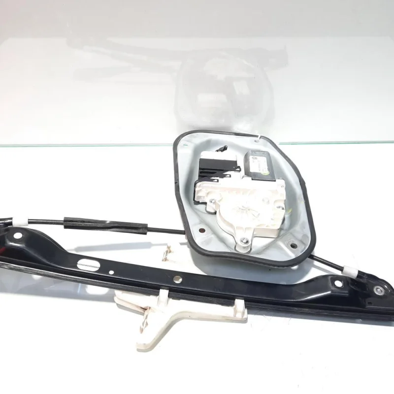 Preț promoțional Macara cu motoras stanga spate, Vw Jetta 3 (1K2) cod 1K5839461 (id:454118)