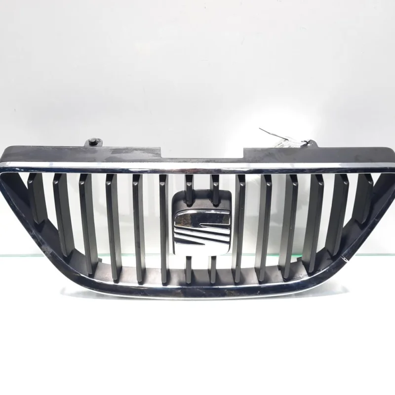 Grila bara fata centrala cu sigla, Seat Ibiza 5 (6J5) [Fabr 2008-2017] 6J0853651 (id:450808) Ieftin