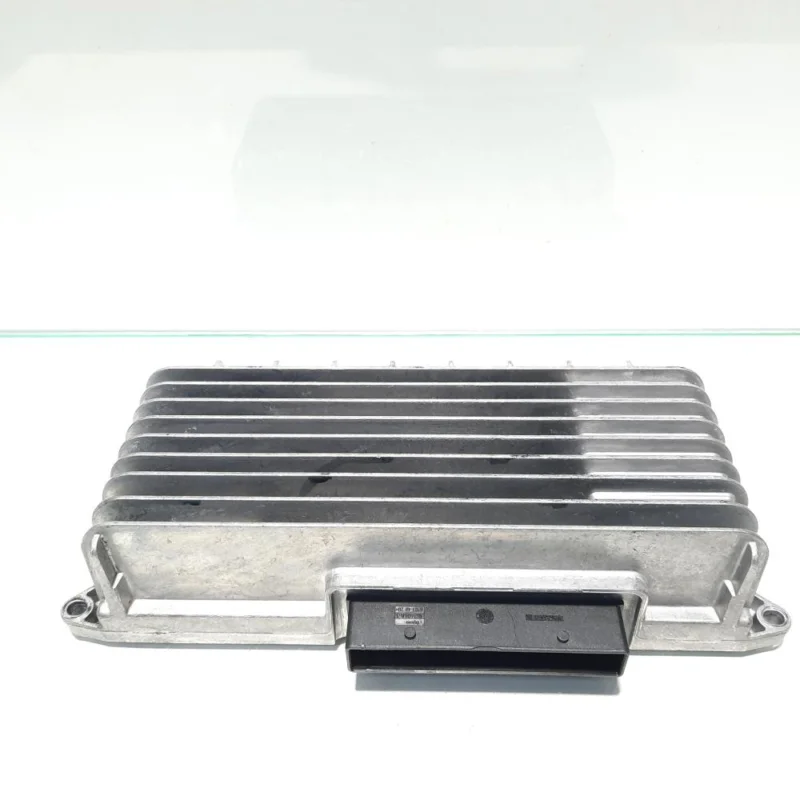 Amplificator audio, Audi A4 Avant (8K5, B8) [Fabr 2008-2015] Vezi acum