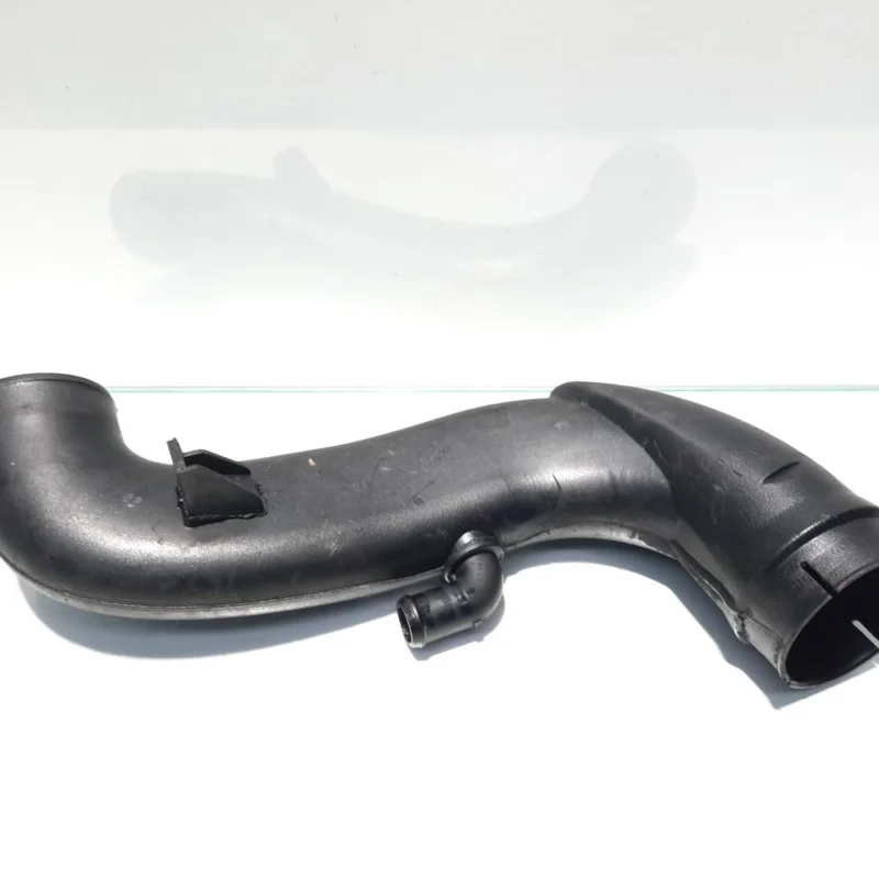 Reducere specială Tub aer, Opel Signum [Fabr 2003-2008] 1.9 cdti, Z19DTH, GM55558950 (id:448818)