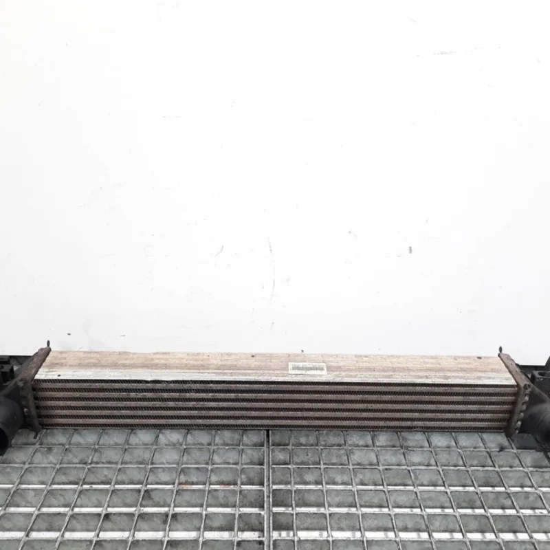 Radiator intercooler, Seat Ibiza 5 (6J5) [Fabr 2008-2017] 1,6 tdi, CAYR, 6R0145805 Disponibil imediat