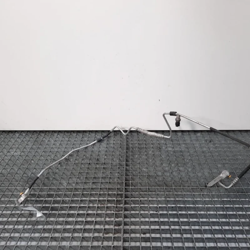 Discount Conducta clima cu senzor, Bmw 1 Cabriolet (E88) [Fabr 2008-2013] 2.0 diesel, N47D20A, 9151737