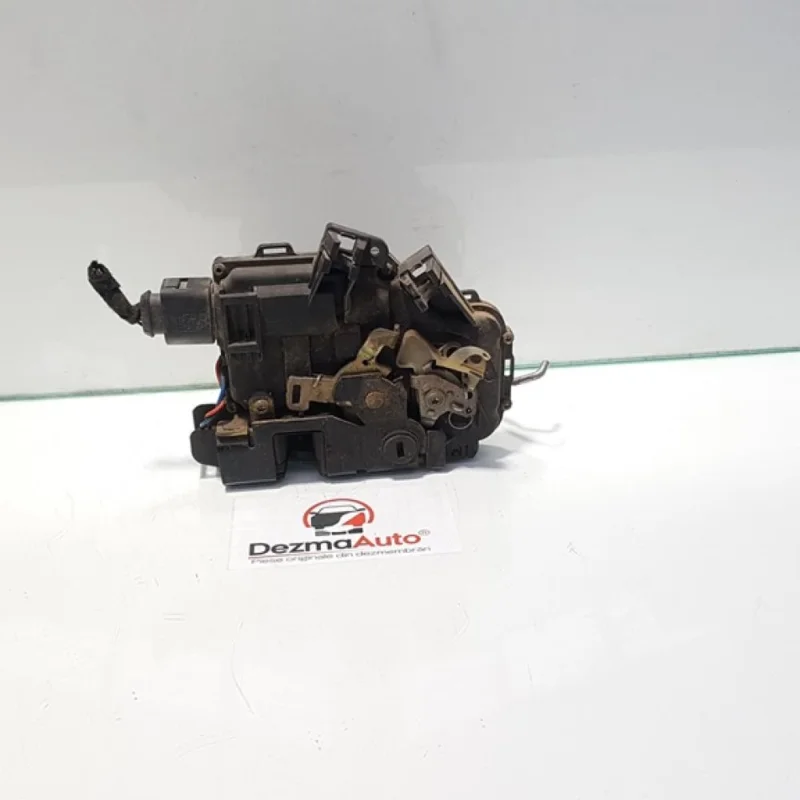 Reducere Broasca dreapta spate, Audi A6 Avant (4B5, C5) [Fabr 1997-2005] 4B0839016B