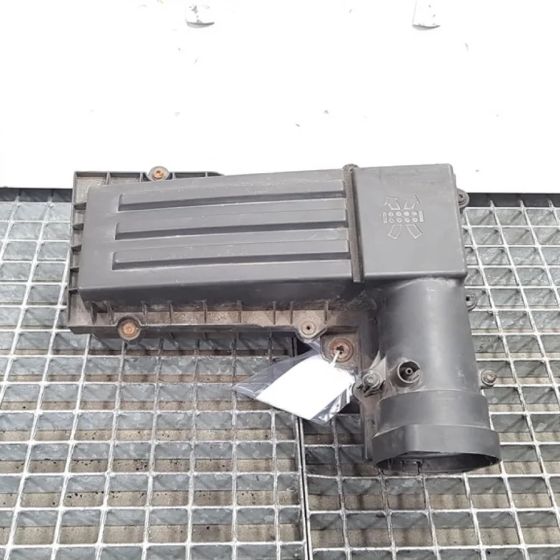 Ultima șansă Carcasa filtru aer, Vw Passat Variant (3C5) [Fabr 2005-2010] 2.0 tdi, BKP, 3C0129607AG (id:411967)