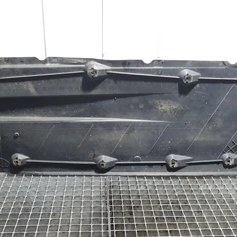 Super ofertă Scut caroserie stanga, Audi A3 [Fabr 2003-2012] 1K0825211E id:404948)