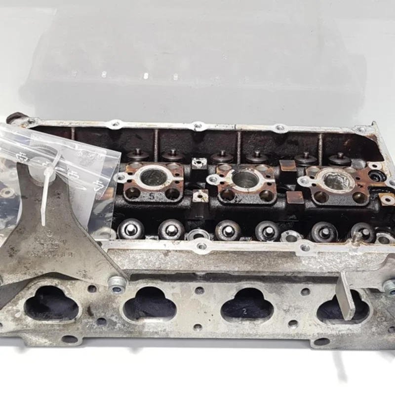 Chiulasa, Seat Leon (1M1) 1.6 B, AUS, 036103373AF (id:399363) Ofertă specială