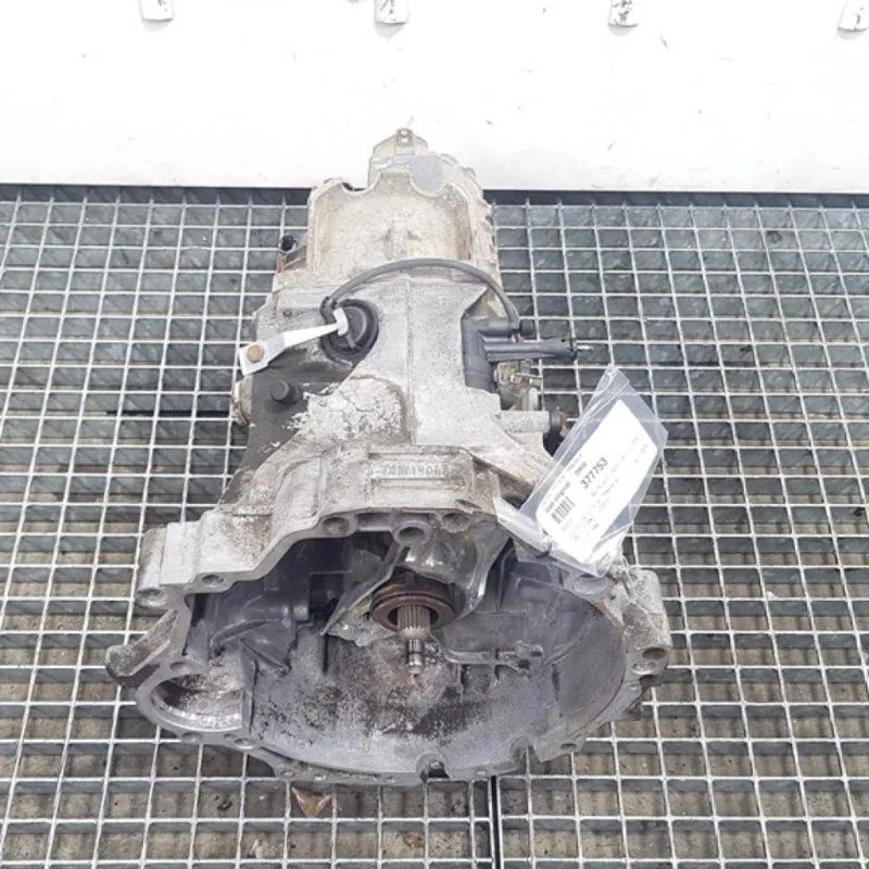 Cutie viteze manuala, Audi A4 (8D2, B5), 1.8 t, APU, DHW, 5 vit man (pr:110747) Comandă acum