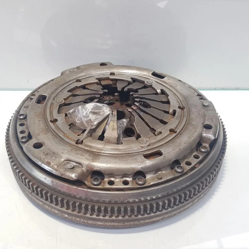 Ieftin Volanta masa dubla, Vw Golf 4 Variant (1J5), 1.8 T, Benz, AUM, 5 vit man