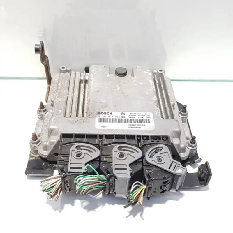 Ofertă Calculator motor, Renault Laguna 3, 2.0 dci, M9R802, 8200726880 (id:392457)