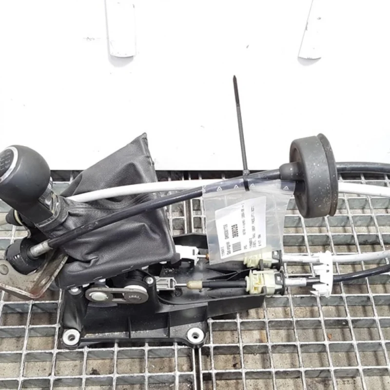 Expediere rapidă Timonerie, Opel Astra H GTC, 1.9 cdti, cod GM55361706