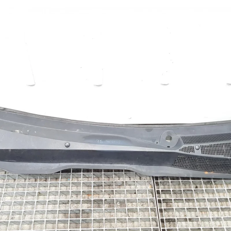 Expediere rapidă Grila stergatoare fata, Opel Astra H Sedan, cod GM24463382 (id:367999)