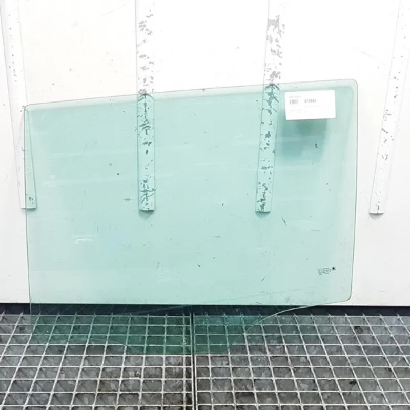 Expediere rapidă Geam stanga spate, Skoda Superb II Combi (3T5) (id:377845)