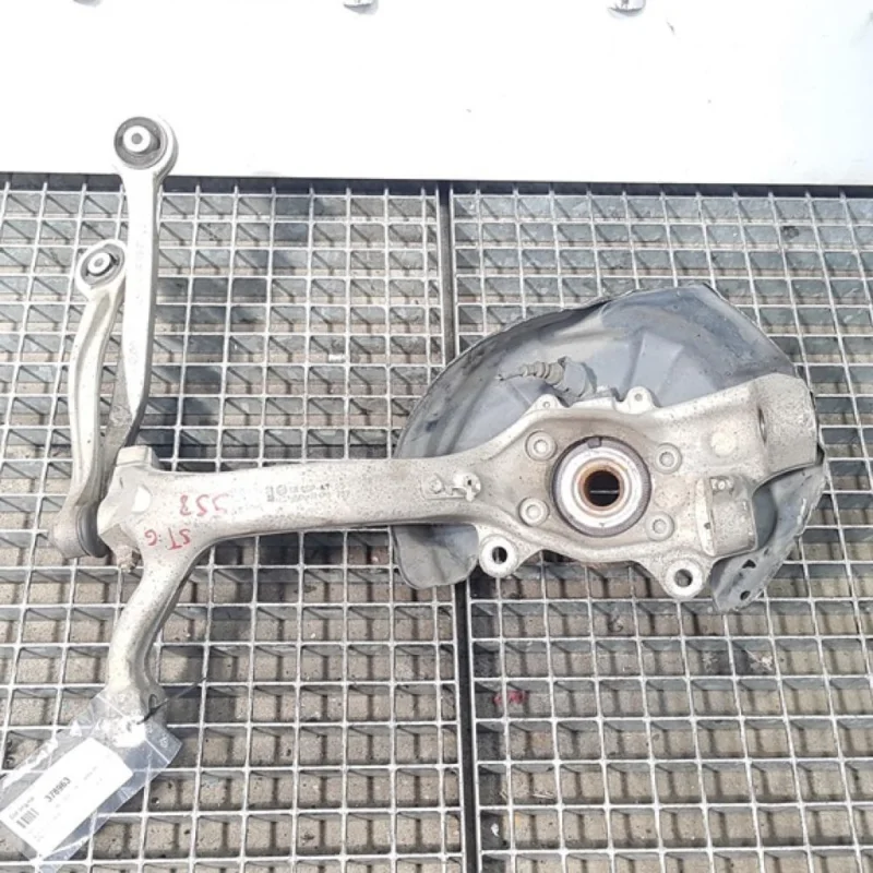 Fuzeta stanga fata Audi A6 (4F2, C6) 3.0 tdi, BMK (id:378963) Nu rata