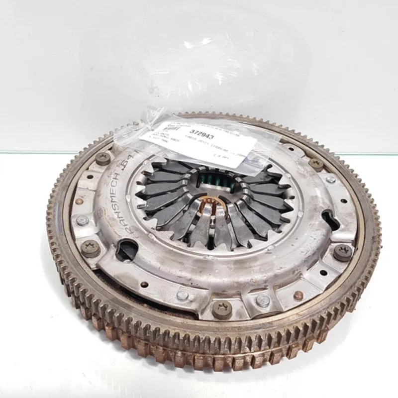 Reducere de preț Volanta masa dubla cu simpla presiune, Skoda Fabia 1 (6Y2) 1.4 mpi, AQW, 5 vit man (id:372943)