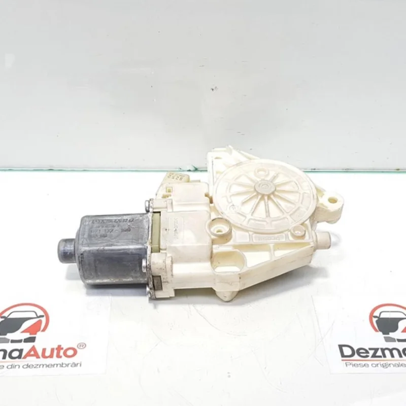 Premium Motoras macara dreapta fata, Mercedes Clasa C (W204) cod 2048200242 (id:369669)