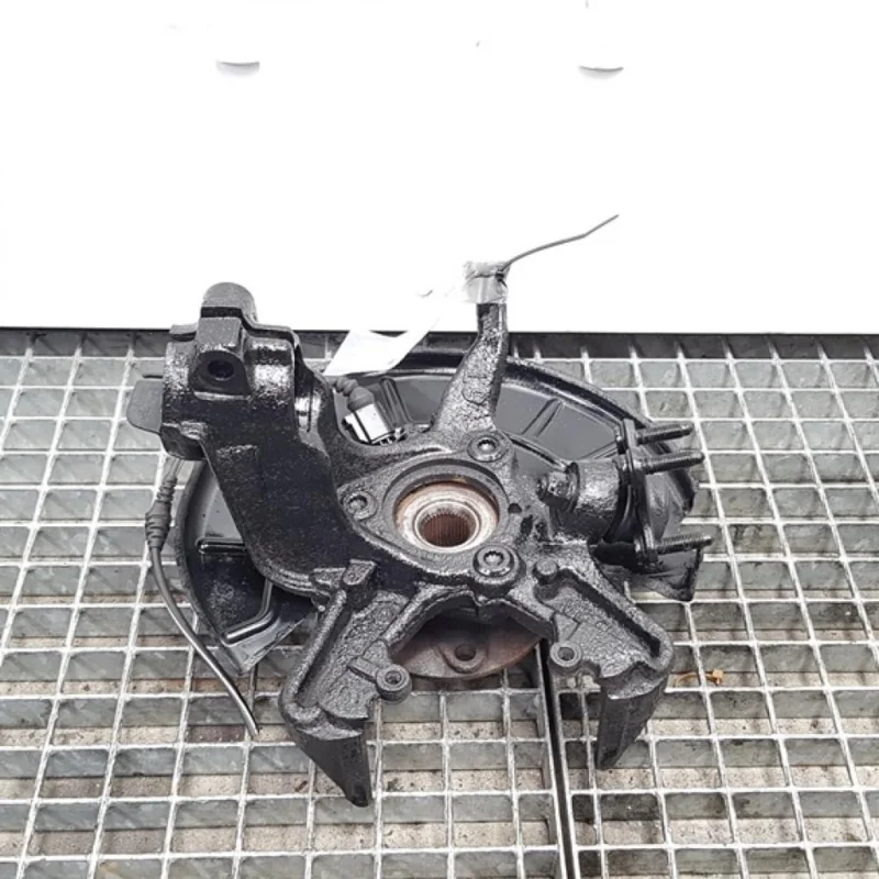 Cumpără online Fuzeta dreapta fata cu abs, Skoda Octavia 2 Combi (1Z5) 1.6 tdi (id:366889)