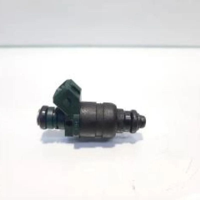 Vezi acum Injector, Seat Leon (1M1) 1.6 benz, cod 037906031AA