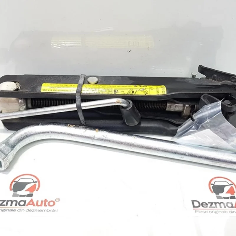 Calitate înaltă Cric cu cheie, Vw Passat Variant (3C5) cod 3C0011031B (id:367057)