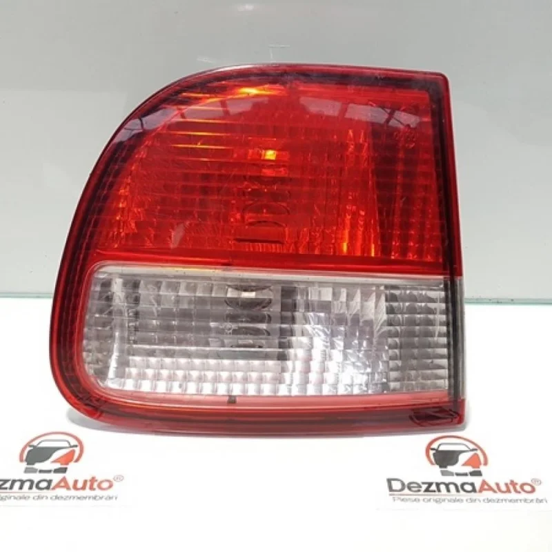 Disponibil imediat Stop stanga haion, Seat Leon (1M1) cod 1M6945091B (id:361788)