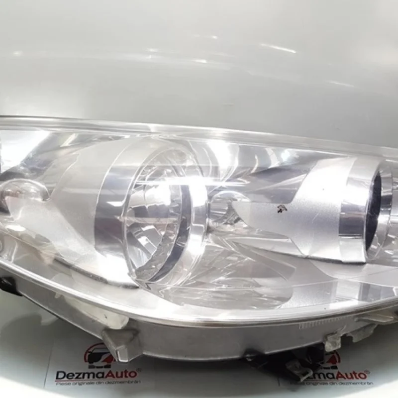 Far dreapta, Peugeot 308 Ofertă specială