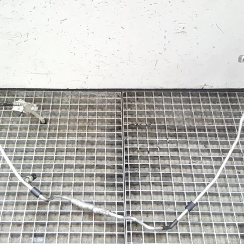 Conducta clima cu senzor 6453-9151737, Bmw 1 (E81, E87) 2.0d (id:352686) Plată sigură