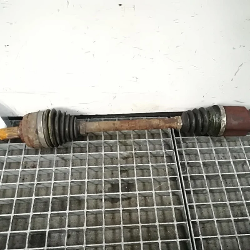 Planetara stanga fata, Renault Megane 3 sedan, 1.5dci Preț mic