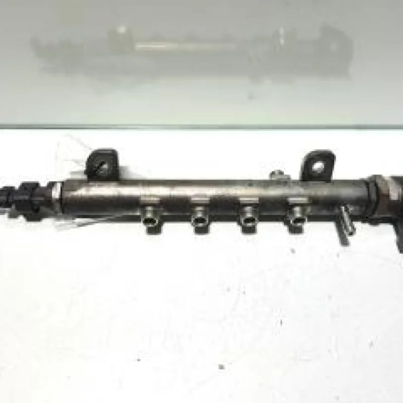Expediere rapidă Rampa injectoare GM55200251, Opel Vectra C combi 1.9CDTI